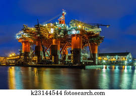 Oil Rig at night Oil Rig at night