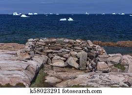 rock hunter's blind, Fogo Island