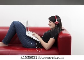 listenin to music