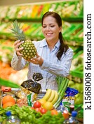 Purchases of fruit vegetables in the supermarket