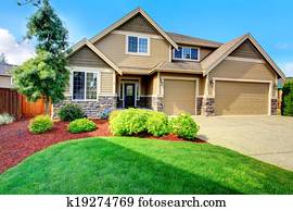 Luxury house ith beautiful curb appeal