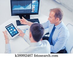 obchodníci, tablet pc, použitie, applications, na, miesto prevádzky