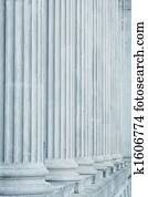 צדק, חוק, ו, הזמן