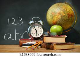 ישן, ספרים של בית הספר