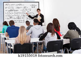 pasniedzējs, doktrīna, matemātika, formulas, norāda mērķi, institūts, students