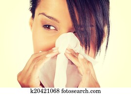 adolescente, mulher, com, alergia, ou, gelado