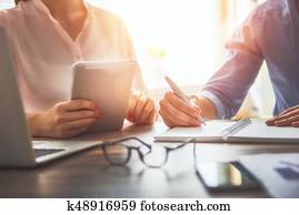 mann frau, arbeitende, in, büro