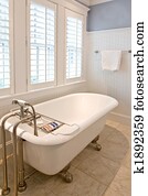 bathroom with clawfoot tub