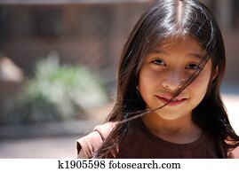 היספני, ילדה