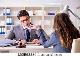 jurist, diskutera, laglig, fall, med, klient