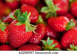 red strawberries red strawberries