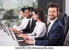 התקשר למרכז