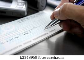 Firmar un cheque. Sign a bank check Firmar un cheque. Sign a bank check