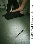 mulheres, pensando, aproximadamente, suicídio