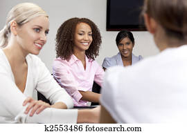 mujer americana africana, en, feliz, hembra, reunión negocio