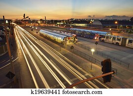 Bi-articulated bus terminal