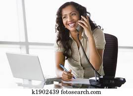 geschäftsfrau, nehmen, telefonanruf