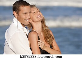 人和妇女, 夫妇, 笑, 在中, 浪漫, 拥抱, 在上, 海滩