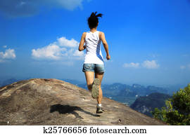 jovem, mulher asian, executando