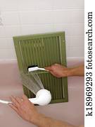 Cleaning an Air Return Vent Cleaning an Air Return Vent