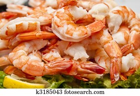 Fresh Boiled Shrimp and Lemon Slice Fresh Boiled Shrimp and Lemon Slice