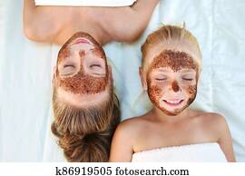 ילדות, עם, מסכה פרצופית, קפה, scrub., הציין, הבט.