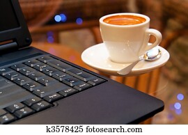 computador portatil, y, café