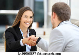 executivos, handshaking, em, um, loja café