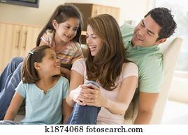 familie, bordsetning, inn, levende rom, smiling