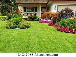 manicured, hof manicured, hof