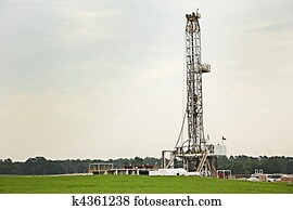 Oil Well Rig Drilling