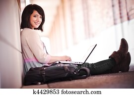 gemischtrassig, student, mit, laptop
