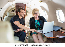 geschäftsmenschen, besprechen, hinüber, laptop, auf, private düse