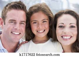 familia, aire libre, sonriente