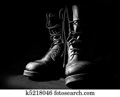 contour of military boots contour of military boots