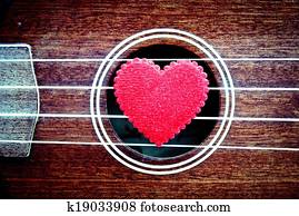 plastic hearts ukulele