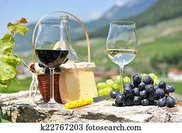 יין, ו, ענבים