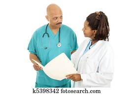 medizinische, doktoren, lesende, tabelle