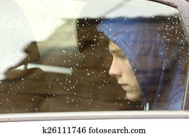 triste, adolescente, menino, preocupado, dentro, um, car