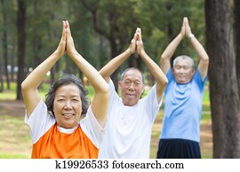 クローズアップ, の, 先輩, すること, 体操, 公園