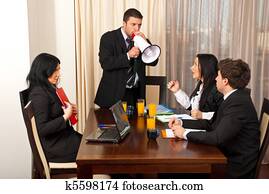 furieus, leider, het schreeuwen, in, megafoon