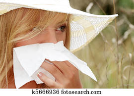 adolescente, mulher, com, alergia