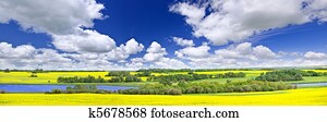 Prairie panorama in Saskatchewan, Canada Prairie panorama in Saskatchewan, Canada