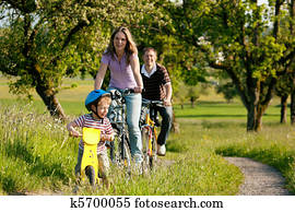 család, lovaglás, bicycles, alatt, nyár