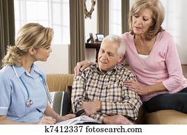 ältere paare, reden, gesundheit besucher, hause