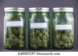 cannabis, jarros copo, sobre, cinzento, fundo, -, médico, marijuana, dispensary, conceito