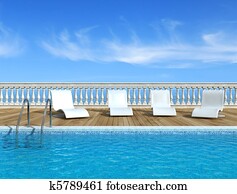 מותרות, בריכת שחיה