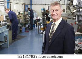 proprietário, de, engenharia, fábrica, com, pessoal, em, fundo