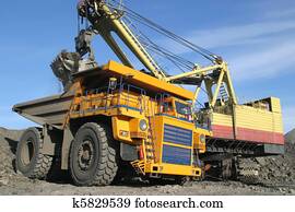 grande, amarela, caminhão mineração