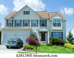 Haus Abstellgleis Fotos | 1000+ Haus Abstellgleis Bilder | Fotosearch